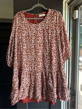 Arula Women's Floral Dress Size A 1X Quarter Sleeves Short Mini Burgandy Red